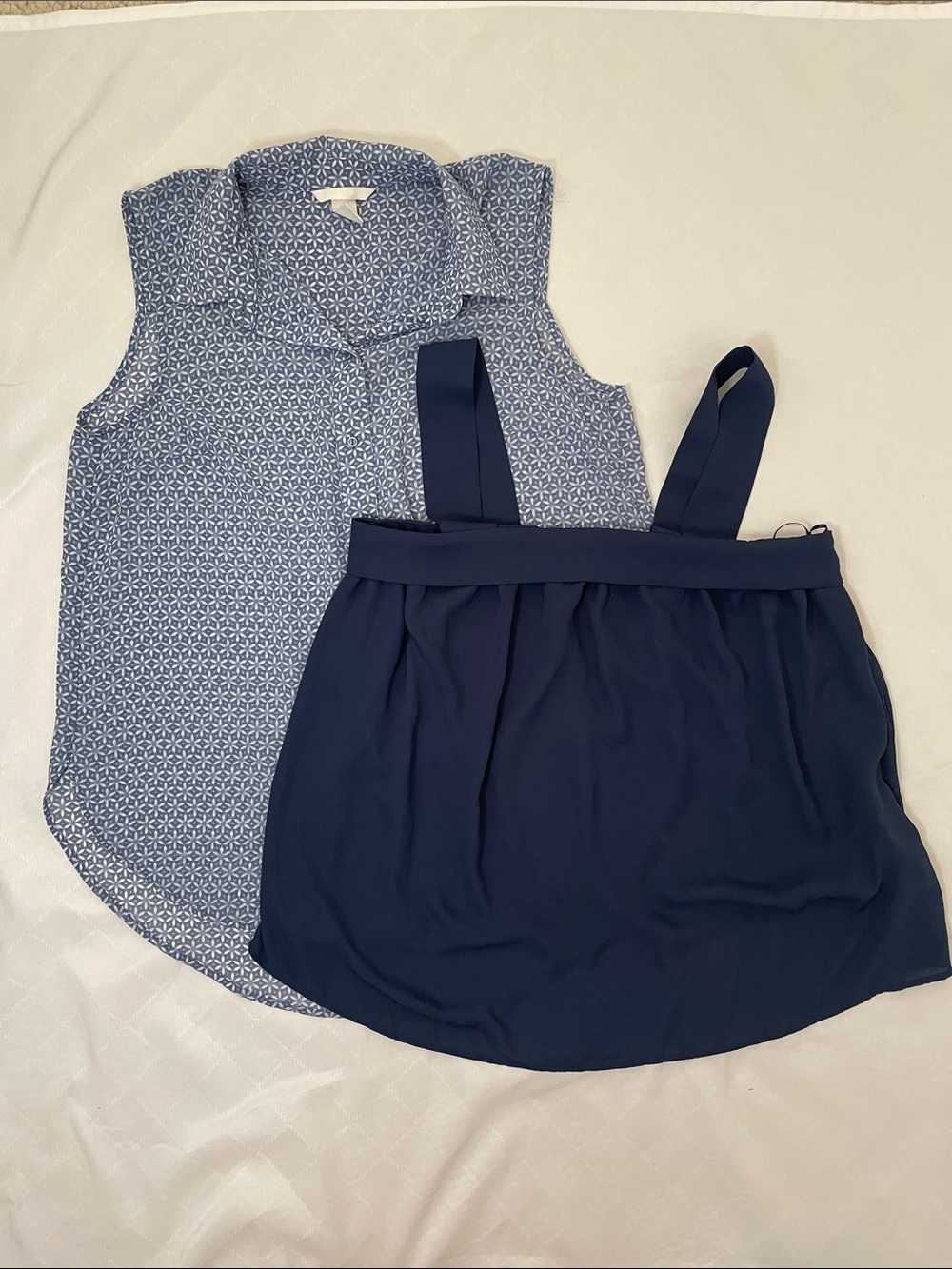2-Pack of H&M Blouses (size 8)
